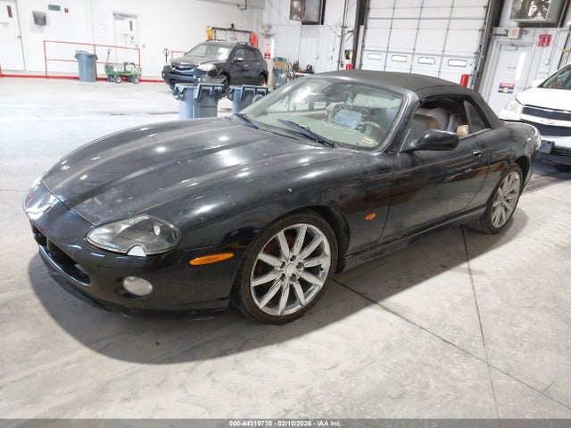 2005 JAGUAR XK8 SAJDA42C252A40433 Photo 1