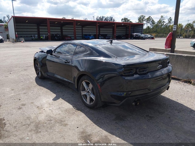 2019 CHEVROLET CAMARO 1G1FB1RS0K0104532 Photo 2