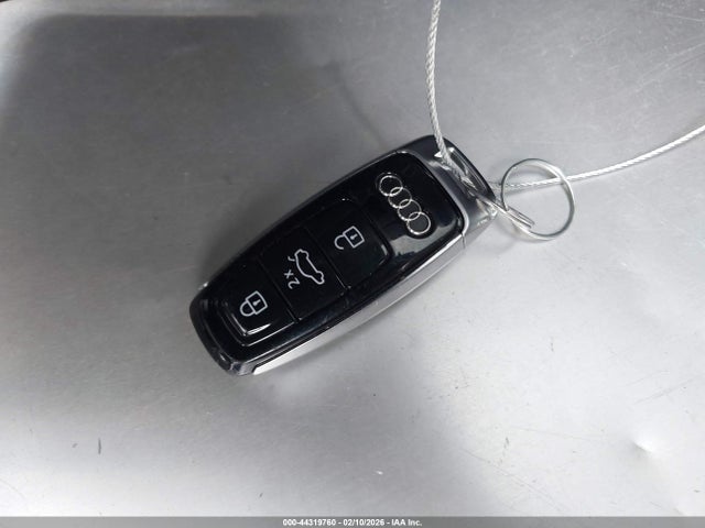 44319760 :رقم المزاد ، WA1LJAF73MD040425 vin ، 2021 Audi Q7 Premium Plus 45 Tfsi Quattro Tiptronic مزاد بيع