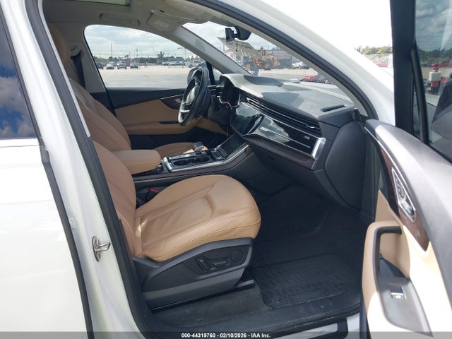 44319760 :رقم المزاد ، WA1LJAF73MD040425 vin ، 2021 Audi Q7 Premium Plus 45 Tfsi Quattro Tiptronic مزاد بيع