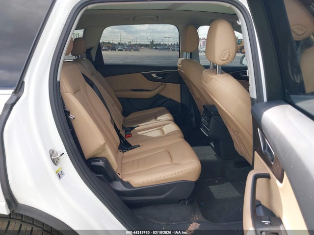44319760 :رقم المزاد ، WA1LJAF73MD040425 vin ، 2021 Audi Q7 Premium Plus 45 Tfsi Quattro Tiptronic مزاد بيع