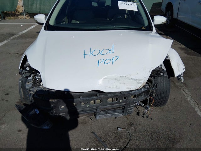 2014 FORD FOCUS 1FADP3K27EL463598 Photo 9