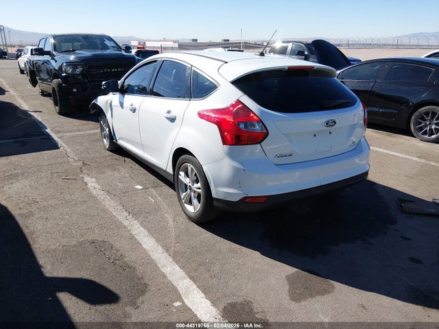 2014 FORD FOCUS 1FADP3K27EL463598 Photo 2