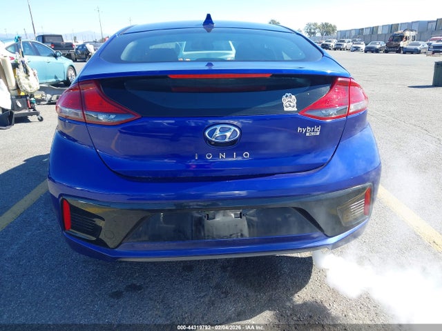 KMHC65LC8KU180365 Hyundai Ioniq Hybrid Blue