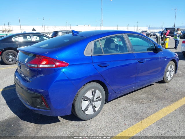 KMHC65LC8KU180365 Hyundai Ioniq Hybrid Blue
