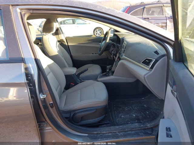 2018 HYUNDAI ELANTRA 5NPD74LF6JH284517 Photo 4