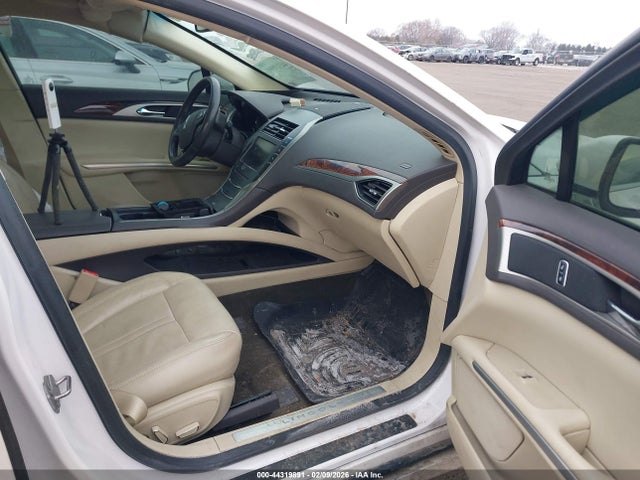 3LN6L2LU3ER824735 Lincoln MKZ HYBRID