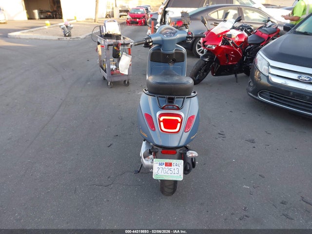 ZAPMD18G8T5101905 Vespa Primavera/sprint 150