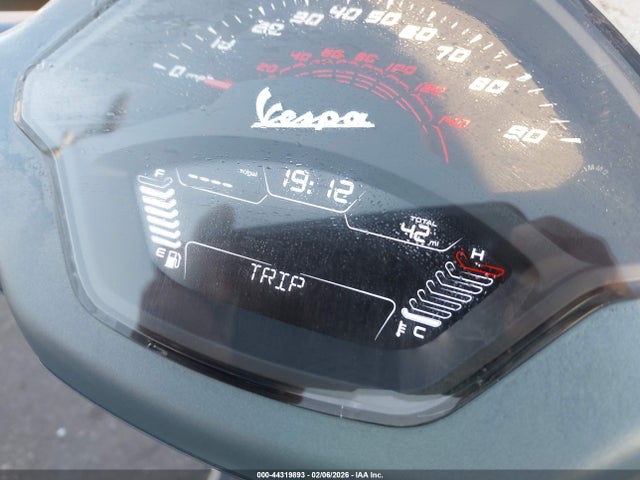 ZAPMD18G8T5101905 Vespa Primavera/sprint 150