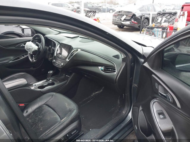 1G1ZE5ST7HF247952 Chevrolet MALIBU 1LT