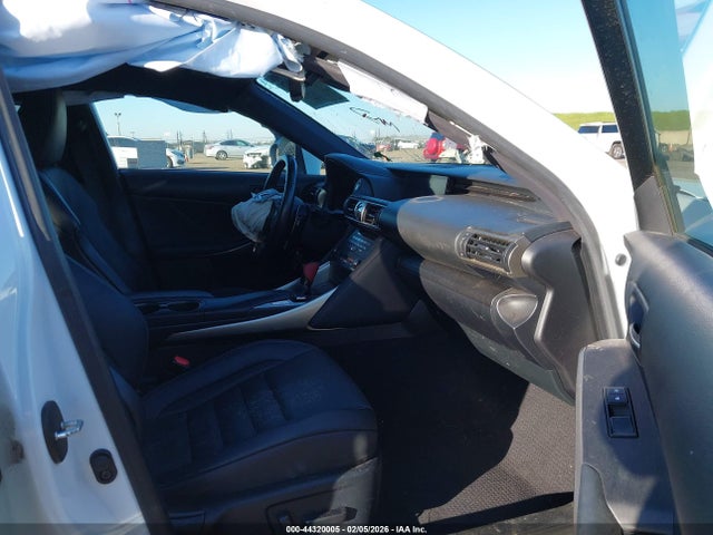 2019 LEXUS IS 300 JTHBA1D20K5098913 Photo 4