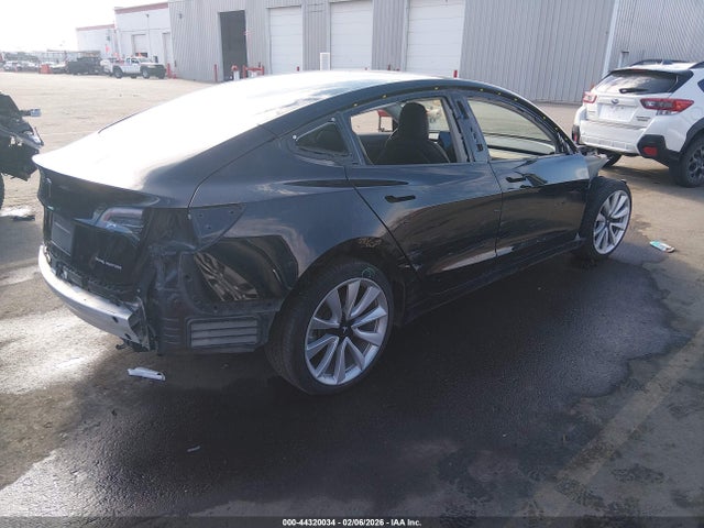 44320034 :رقم المزاد ، 5YJ3E1EBXJF120924 vin ، 2018 Tesla Model 3 Long Range/performance مزاد بيع