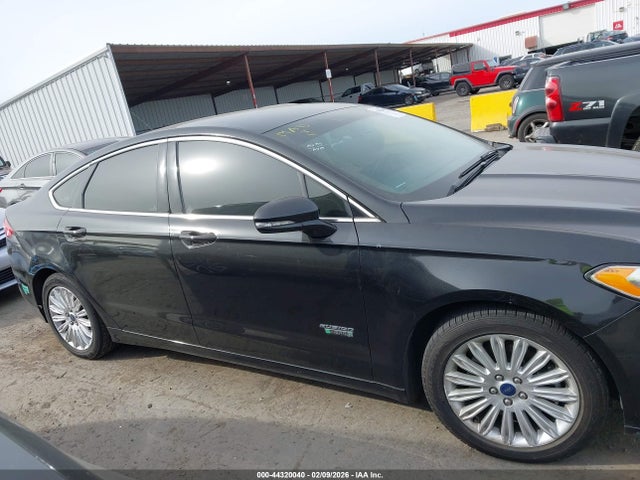 3FA6P0PU1FR128146 Ford Fusion Energi Se Luxury