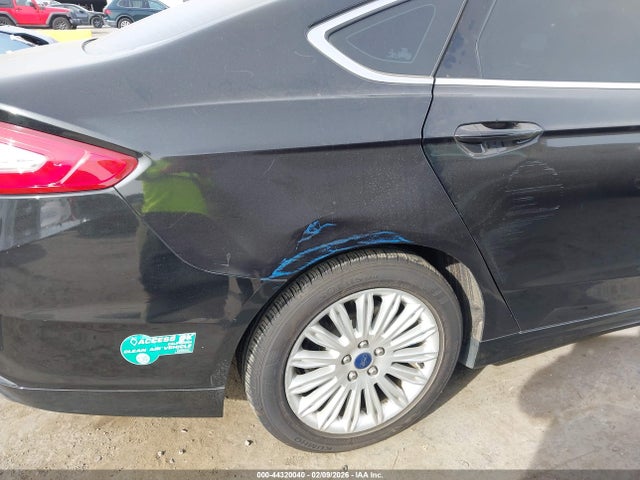 3FA6P0PU1FR128146 Ford Fusion Energi Se Luxury