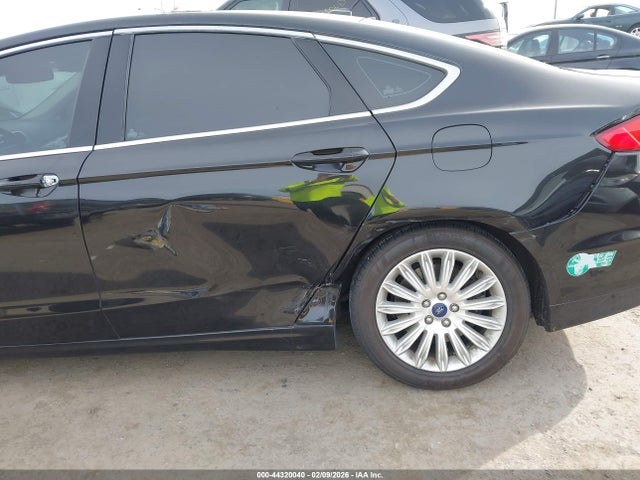 3FA6P0PU1FR128146 Ford Fusion Energi Se Luxury