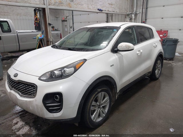 KIA Sportage Lx 2017 KNDPMCAC2H7281105 Image 2
