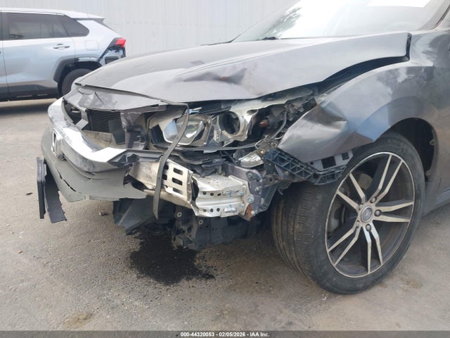 19XFC2F55GE211096 Honda Civic Lx