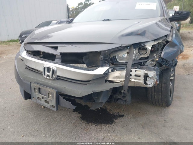 19XFC2F55GE211096 Honda Civic Lx