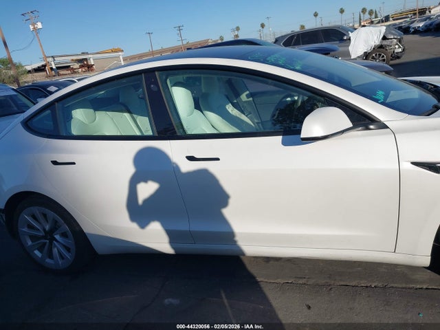 Продаж на аукціоні авто 2022 Tesla Model 3 Long Range Dual Motor All-wheel Drive, vin: 5YJ3E1EB3NF180372, номер лоту: 44320056