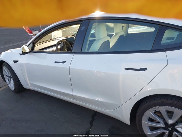 Продаж на аукціоні авто 2022 Tesla Model 3 Long Range Dual Motor All-wheel Drive, vin: 5YJ3E1EB3NF180372, номер лоту: 44320056