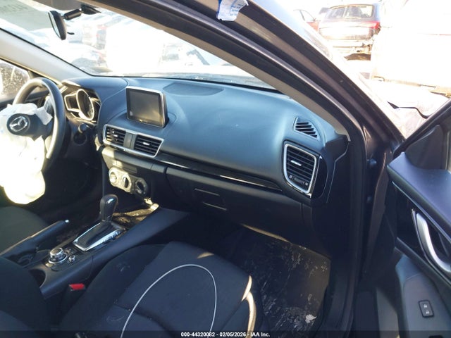 3MZBM1U72FM232449 Mazda Mazda3 I Sport