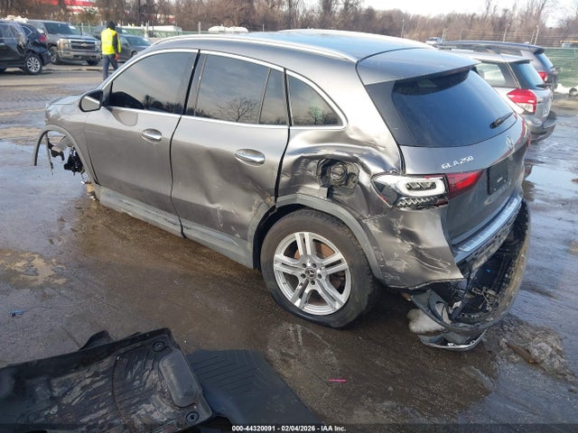 2021 MERCEDES-BENZ GLA 250 W1N4N4HB7MJ172504 Photo 2