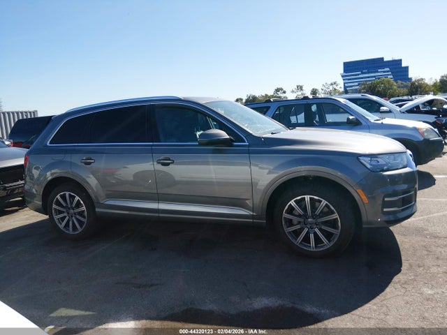 Audi Q7 3.0t Premium 2017 WA1LAAF77HD021740 Image 13