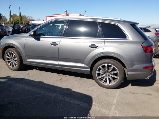 Audi Q7 3.0t Premium 2017 WA1LAAF77HD021740 Image 14