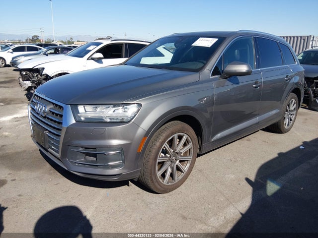 Audi Q7 3.0t Premium 2017 WA1LAAF77HD021740 Image 6