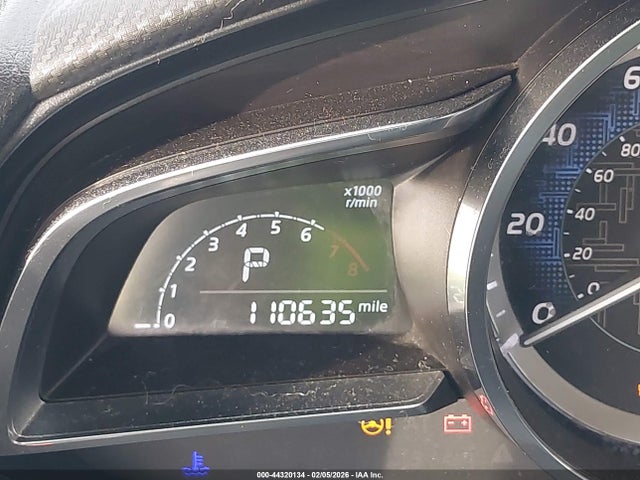 3MYDLBYV2HY153065 Toyota YARIS IA