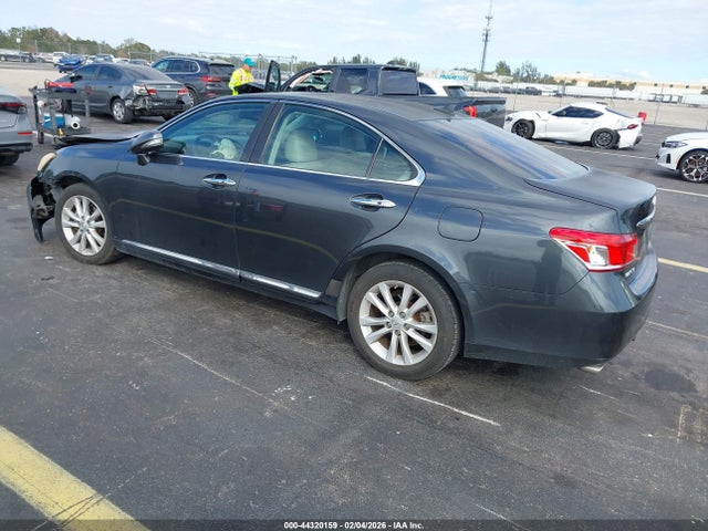 2010 LEXUS ES 350 JTHBK1EG2A2402542 Photo 2