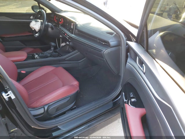 KNAG64J71S5303064 KIA K5 Gt-line
