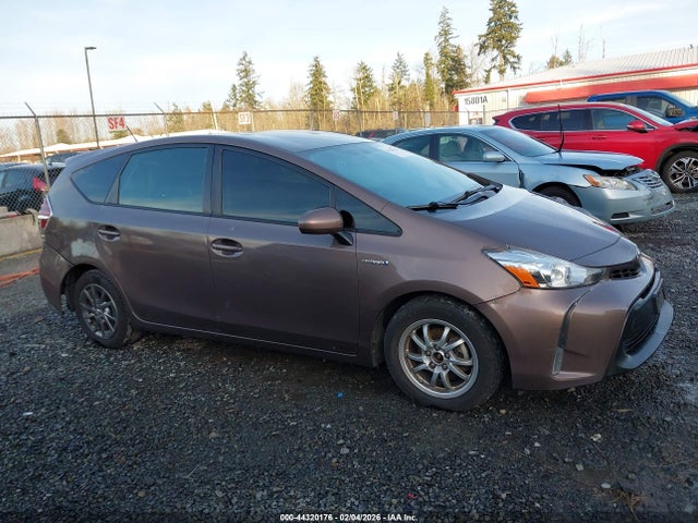 JTDZN3EU6HJ067584 Toyota Prius V Three