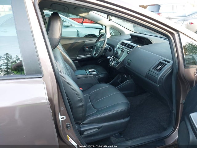 JTDZN3EU6HJ067584 Toyota Prius V Three