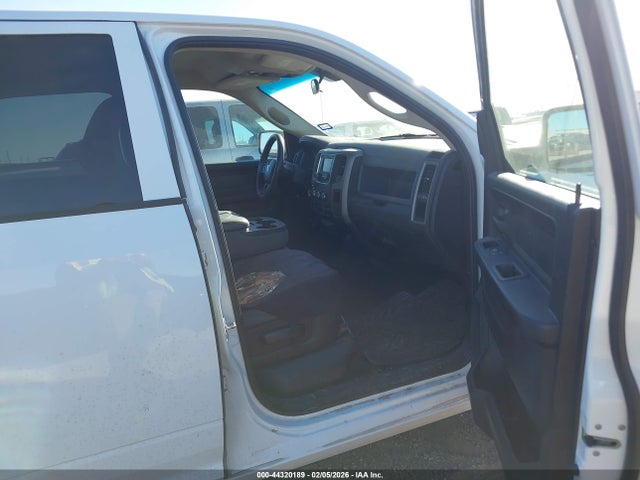 Продаж на аукціоні авто 2018 Ram 1500 Tradesman  4x2 5'7 Box, vin: 1C6RR6KT4JS160743, номер лоту: 44320189