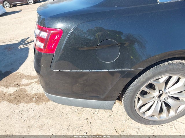 1FAHP2F88FG101378 Ford Taurus Limited