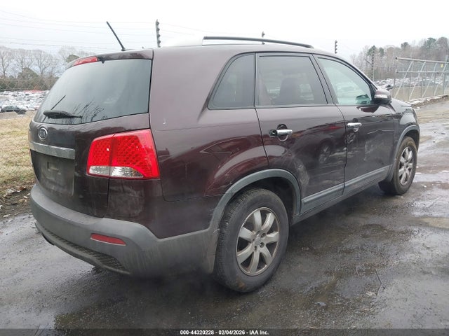 44320228 :رقم المزاد ، 5XYKT4A25CG189086 vin ، 2012 Kia Sorento Lx V6 مزاد بيع