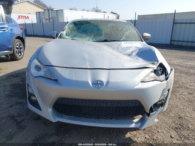 JF1ZNAA13E8705573 Scion FR-S
