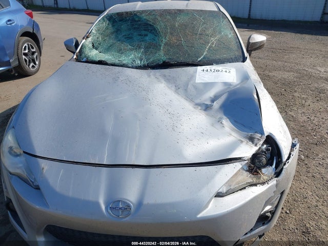 JF1ZNAA13E8705573 Scion FR-S