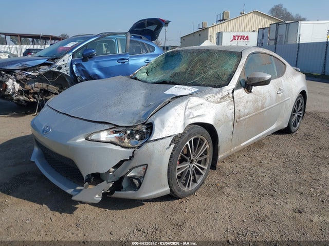 JF1ZNAA13E8705573 Scion FR-S
