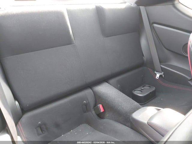 JF1ZNAA13E8705573 Scion FR-S