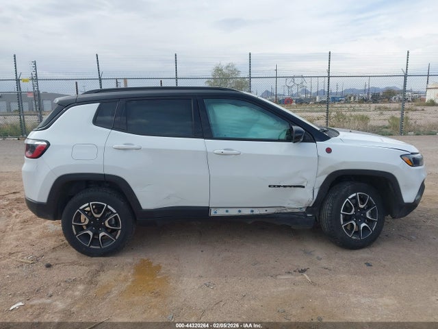 3C4NJDDN8RT148820 Jeep Compass Trailhawk 4x4