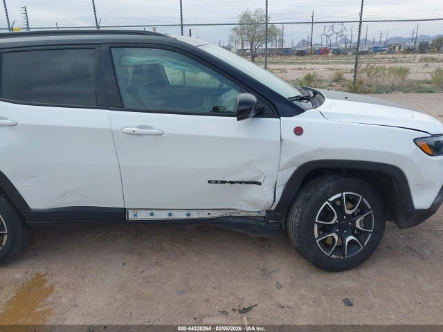 3C4NJDDN8RT148820 Jeep Compass Trailhawk 4x4