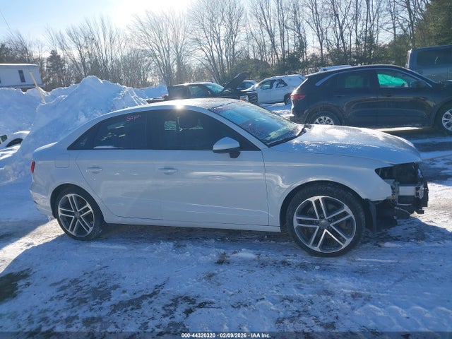 WAUB8GFF6J1087045 Audi A3 2.0t Premium/2.0t Tech Premium