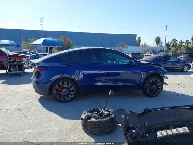 7SAYGDEF4NF510849 Tesla Model Y Performance Dual Motor All-wheel Drive