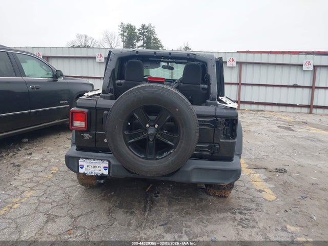 44320355 :رقم المزاد ، 1C4HJXDN2LW195941 vin ، 2020 Jeep Wrangler Unlimited Sport Altitude 4x4 مزاد بيع