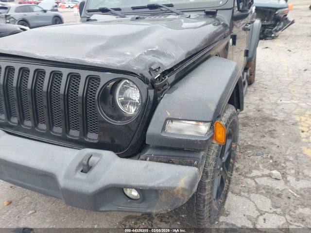 44320355 :رقم المزاد ، 1C4HJXDN2LW195941 vin ، 2020 Jeep Wrangler Unlimited Sport Altitude 4x4 مزاد بيع