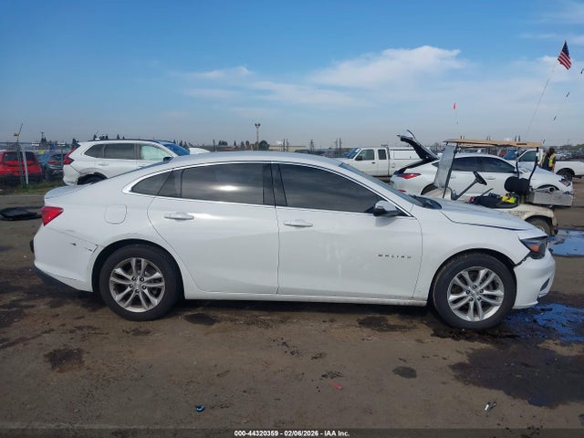 Chevrolet MALIBU LT 2018 1G1ZD5ST7JF189575 Image 14