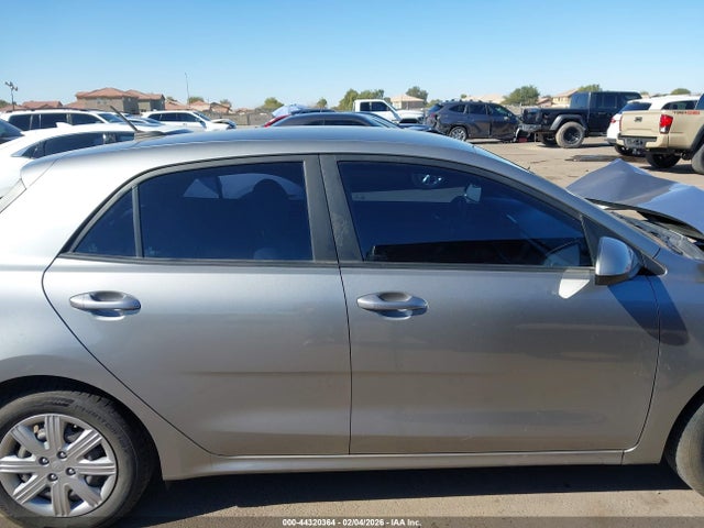 3KPA25AD3ME367677 KIA Rio 5-door S
