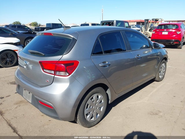 3KPA25AD3ME367677 KIA Rio 5-door S